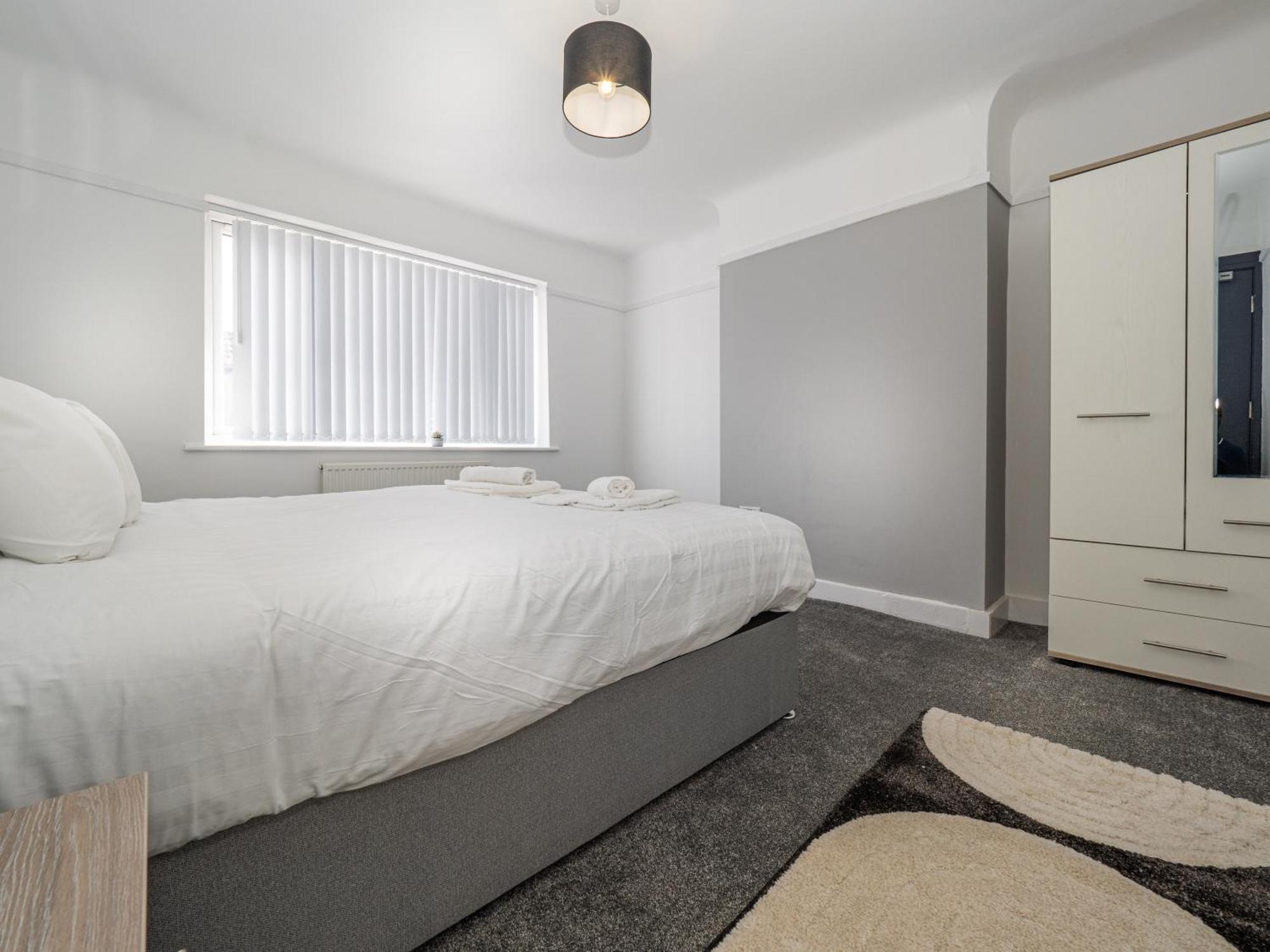 3Br Haven Retreat In Wallasey With Free Street Parking Εξωτερικό φωτογραφία
