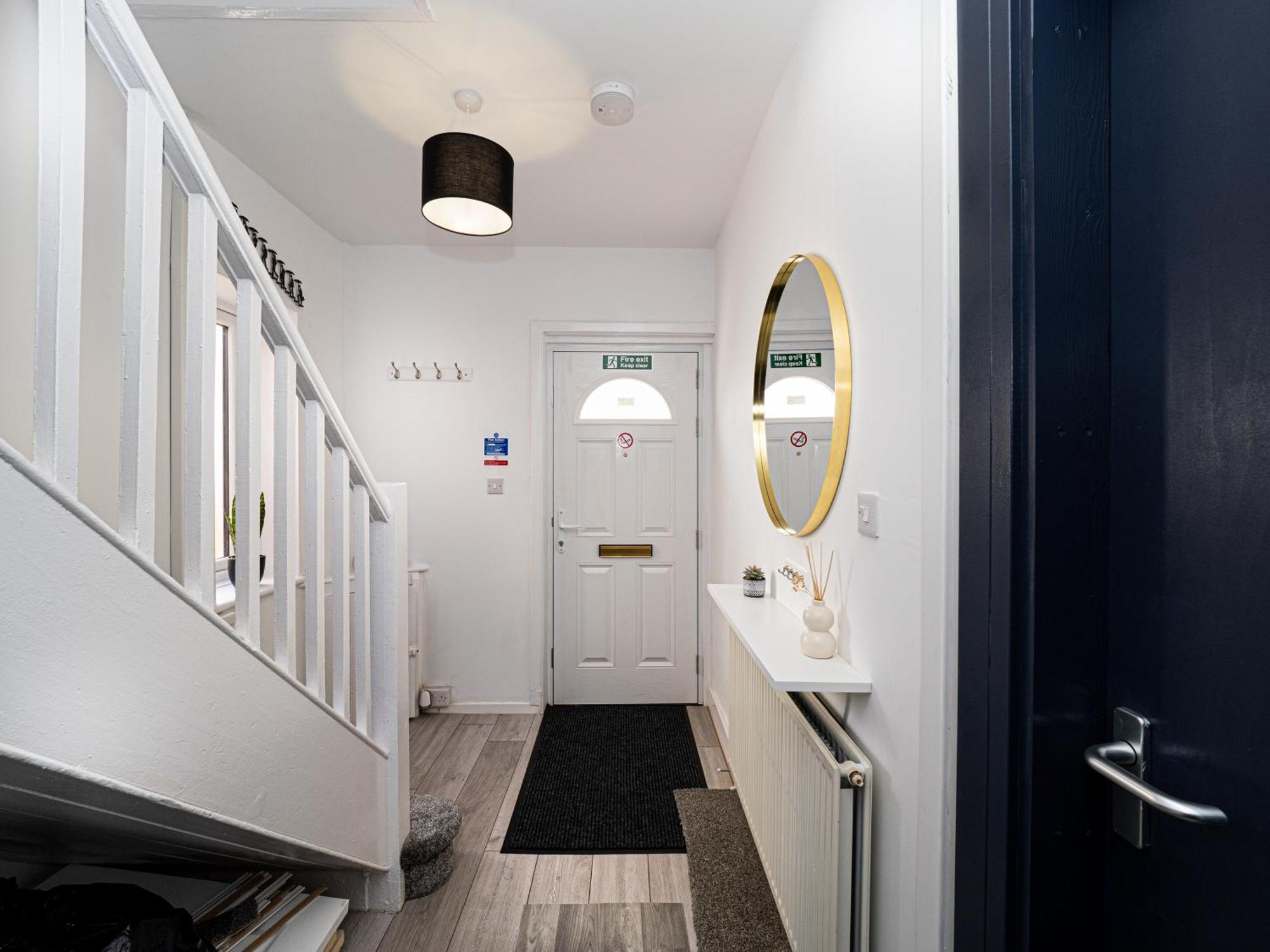 3Br Haven Retreat In Wallasey With Free Street Parking Εξωτερικό φωτογραφία